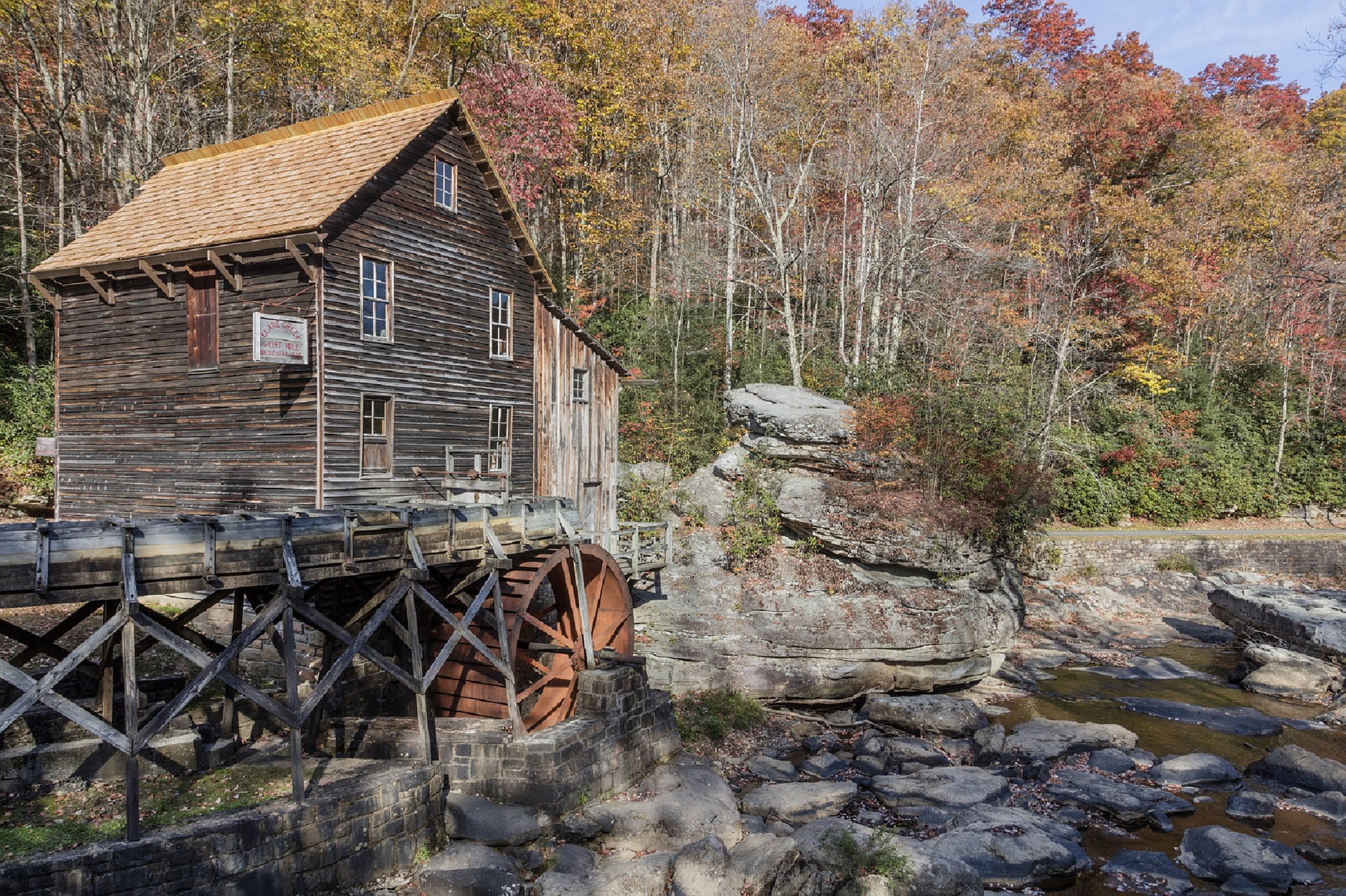 grist-mill-1563987_1920